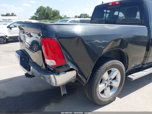 2017 RAM 1500 BIG HORN  4X2 6'4 BOX