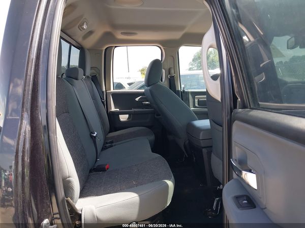 2017 RAM 1500 BIG HORN  4X2 6'4 BOX