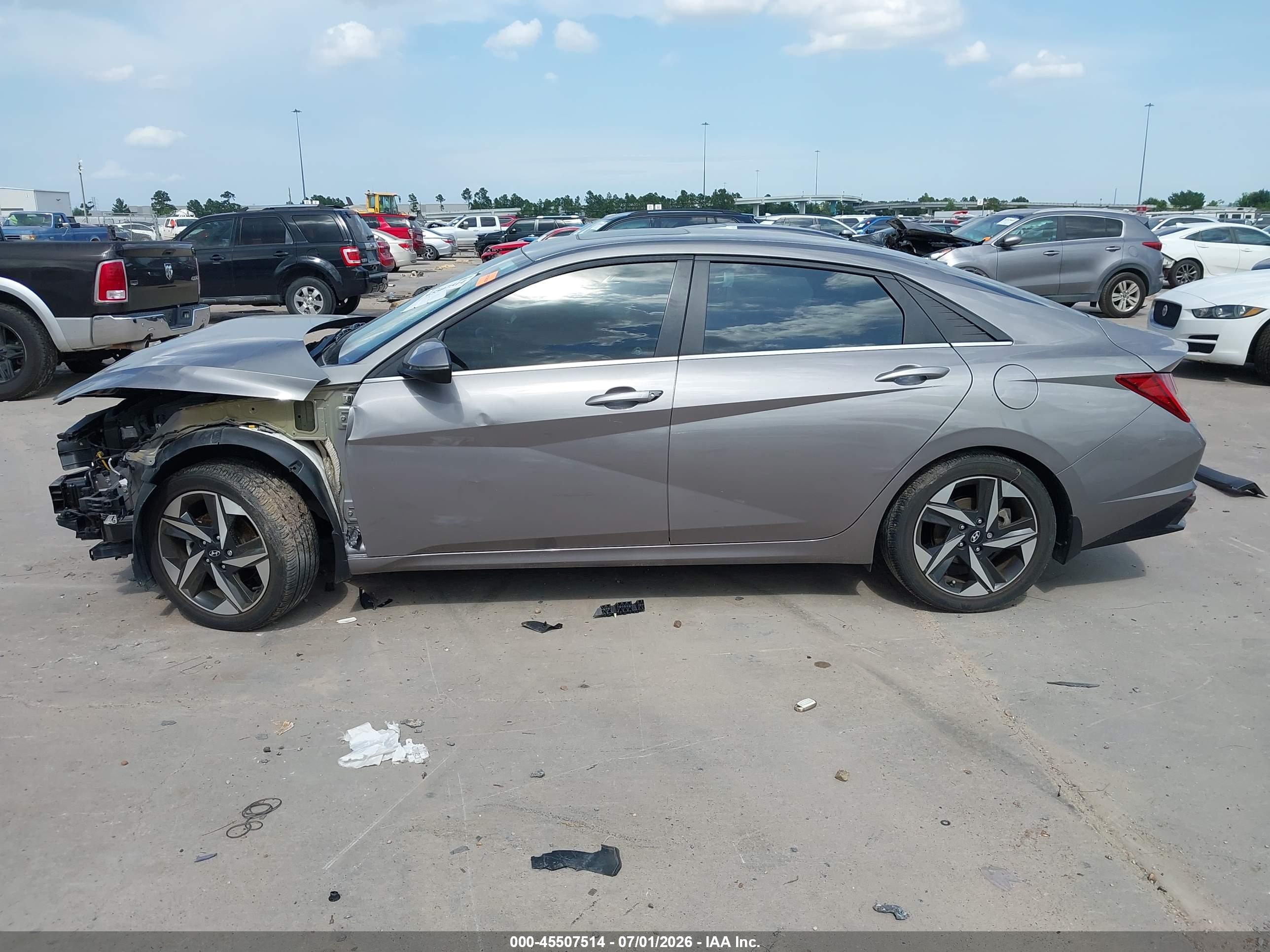 2023 HYUNDAI ELANTRA LIMITED