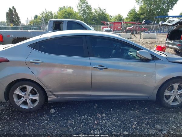 2016 HYUNDAI ELANTRA