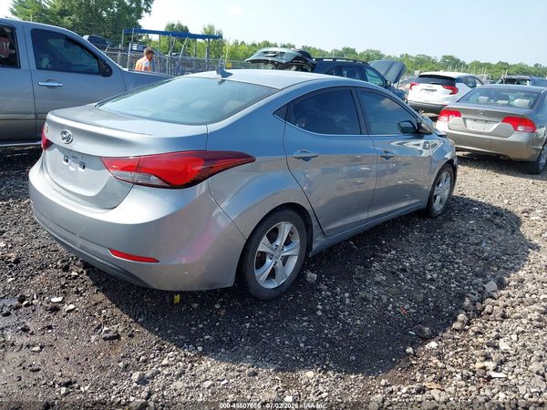 2016 HYUNDAI ELANTRA