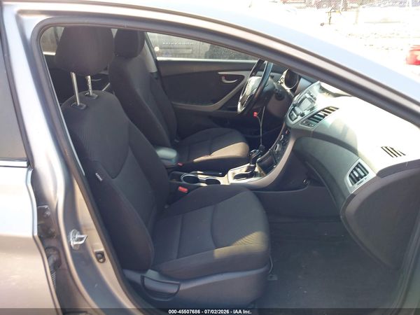 2016 HYUNDAI ELANTRA