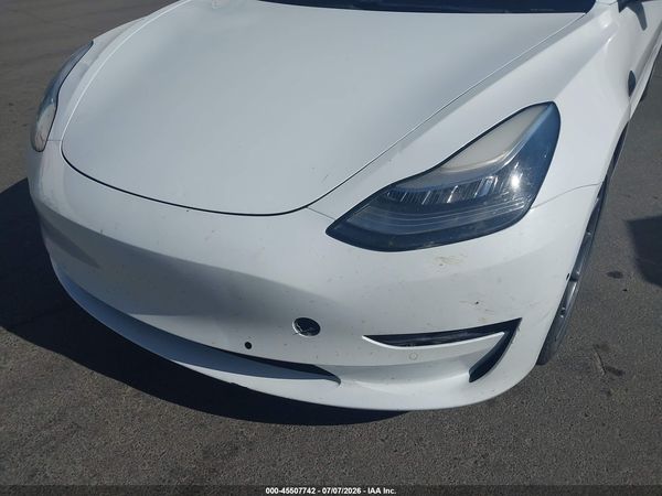2018 TESLA MODEL 3 LONG RANGE/PERFORMANCE
