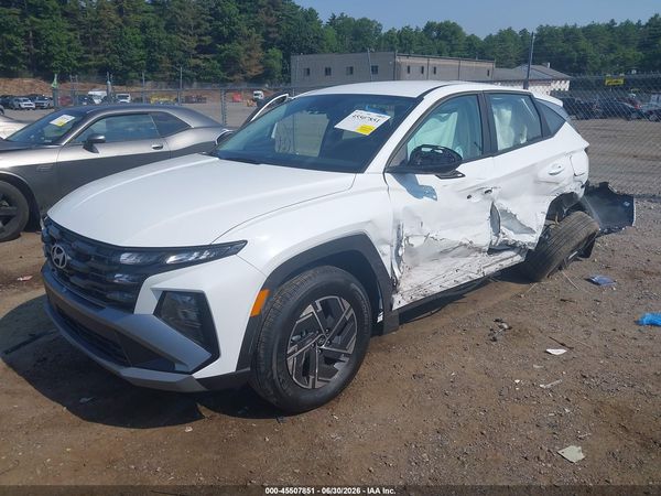 2026 HYUNDAI TUCSON HYBRID BLUE SE