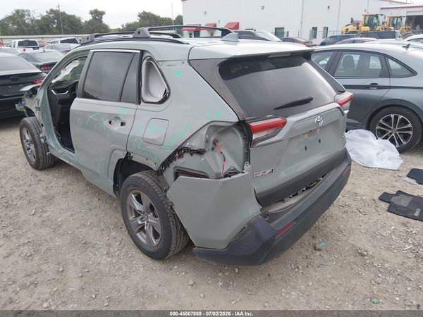 2023 TOYOTA RAV4 XLE