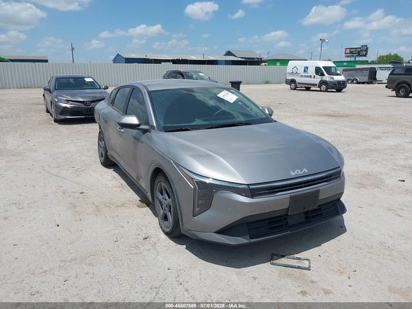 2025 KIA K4 LXS