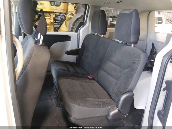 2019 DODGE GRAND CARAVAN SE — I8