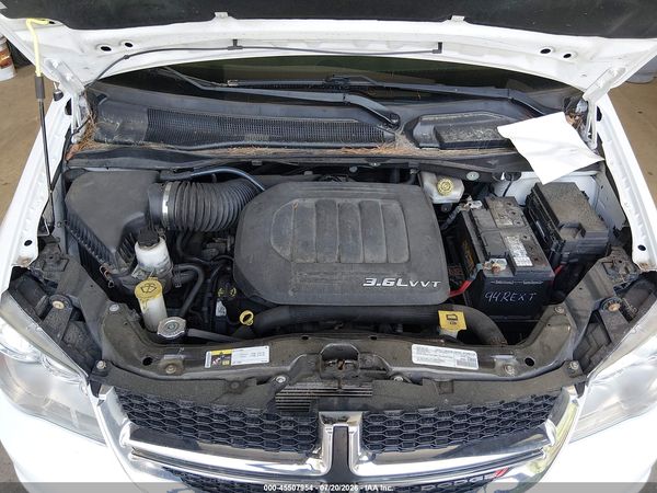 2019 DODGE GRAND CARAVAN SE — I10