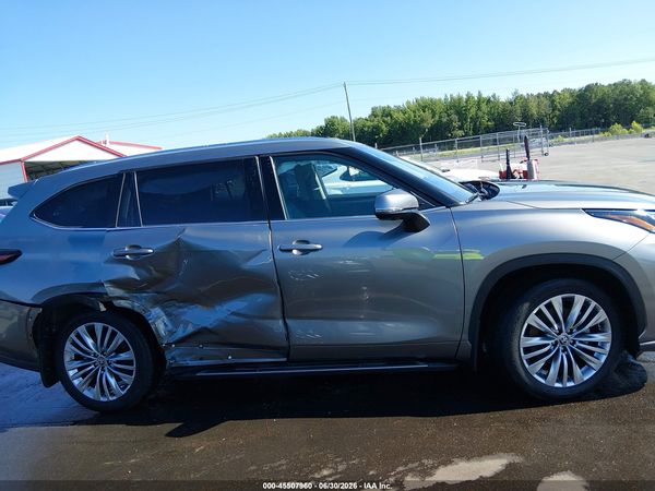 2025 TOYOTA HIGHLANDER PLATINUM