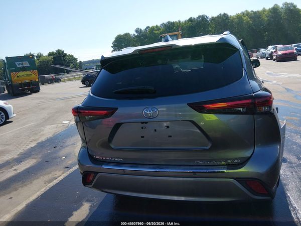 2025 TOYOTA HIGHLANDER PLATINUM