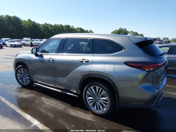 2025 TOYOTA HIGHLANDER PLATINUM