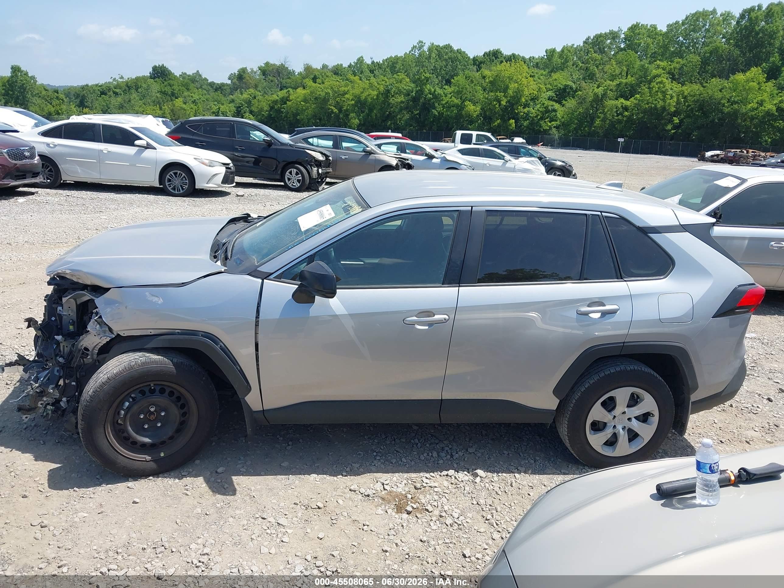 2025 TOYOTA RAV4 LE