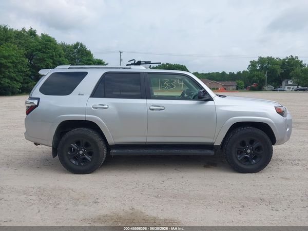 2017 TOYOTA 4RUNNER SR5