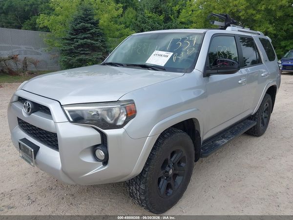 2017 TOYOTA 4RUNNER SR5