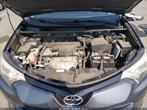 2016 TOYOTA RAV4 SE