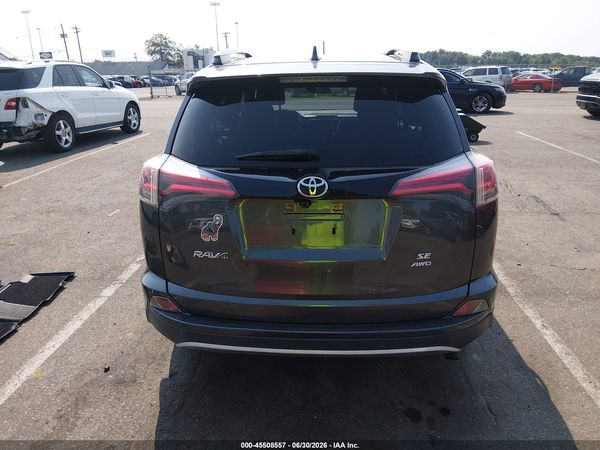 2016 TOYOTA RAV4 SE