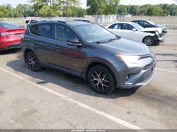 2016 TOYOTA RAV4 SE