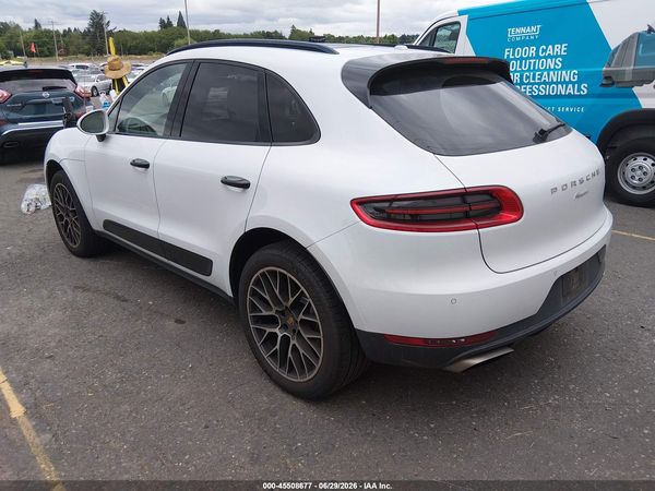 2018 PORSCHE MACAN
