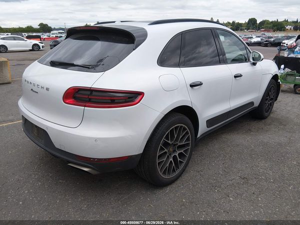 2018 PORSCHE MACAN