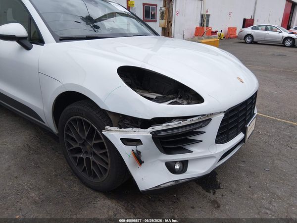 2018 PORSCHE MACAN