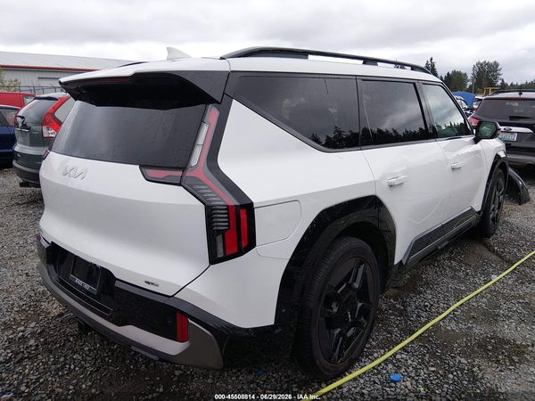 2025 KIA EV9 GT-LINE