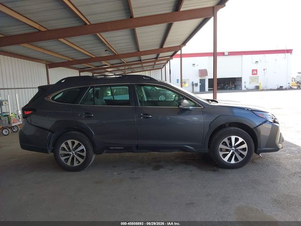 2025 SUBARU OUTBACK Base