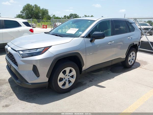 2025 TOYOTA RAV4 LE