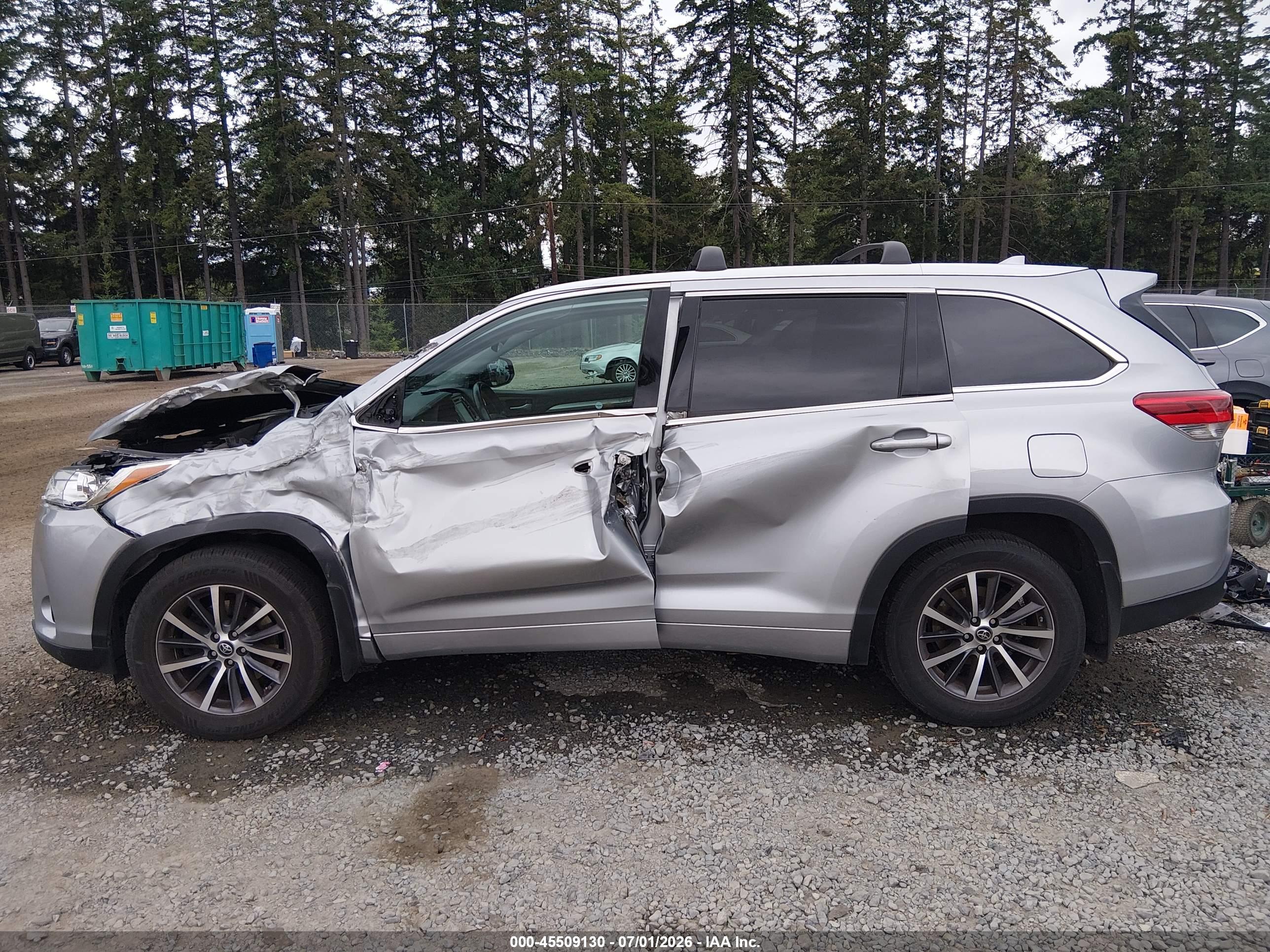 2018 TOYOTA HIGHLANDER XLE