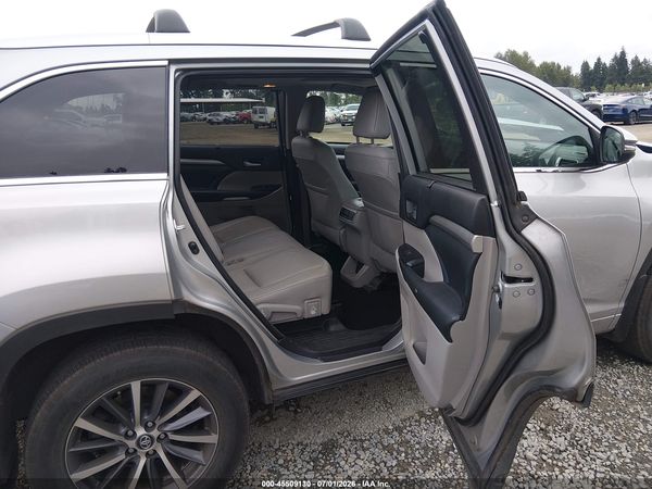 2018 TOYOTA HIGHLANDER XLE