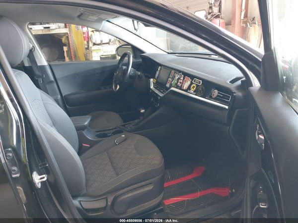 2020 KIA NIRO LXS — I5