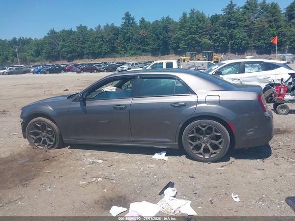 2017 CHRYSLER 300