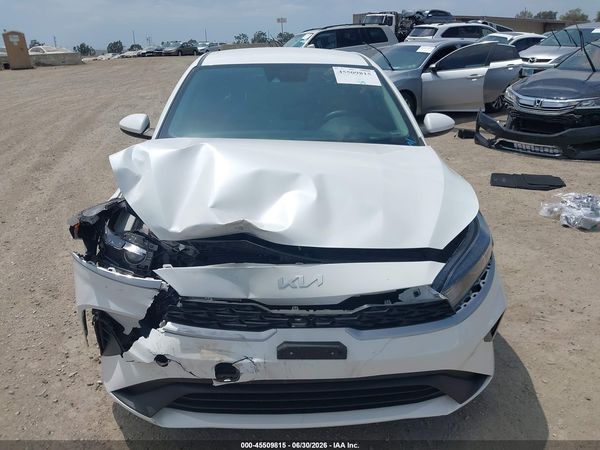 2024 KIA FORTE LXS