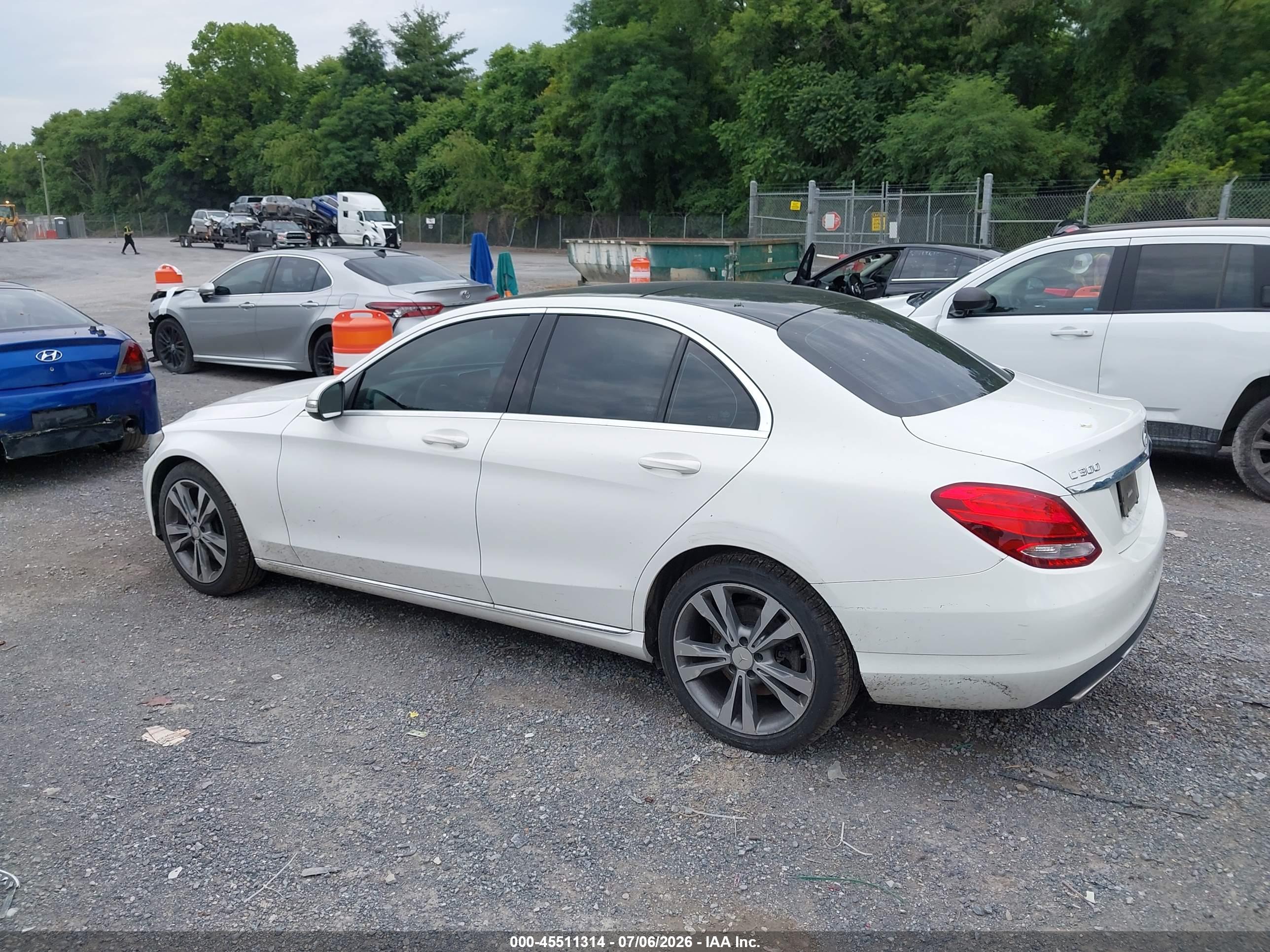 2015 MERCEDES-BENZ C 300 4-MATIC