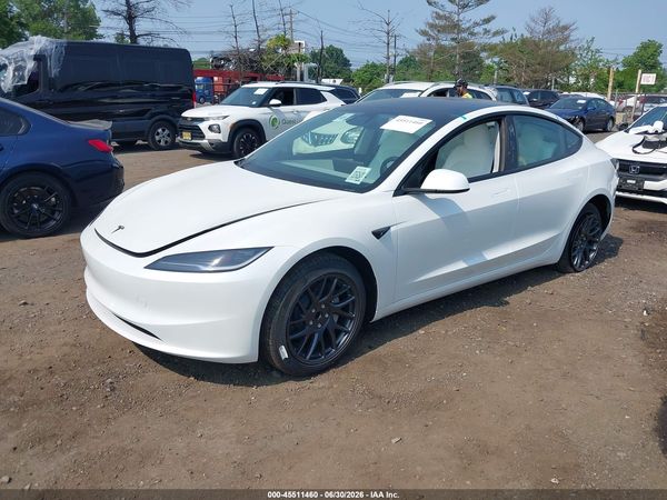 2026 TESLA MODEL 3