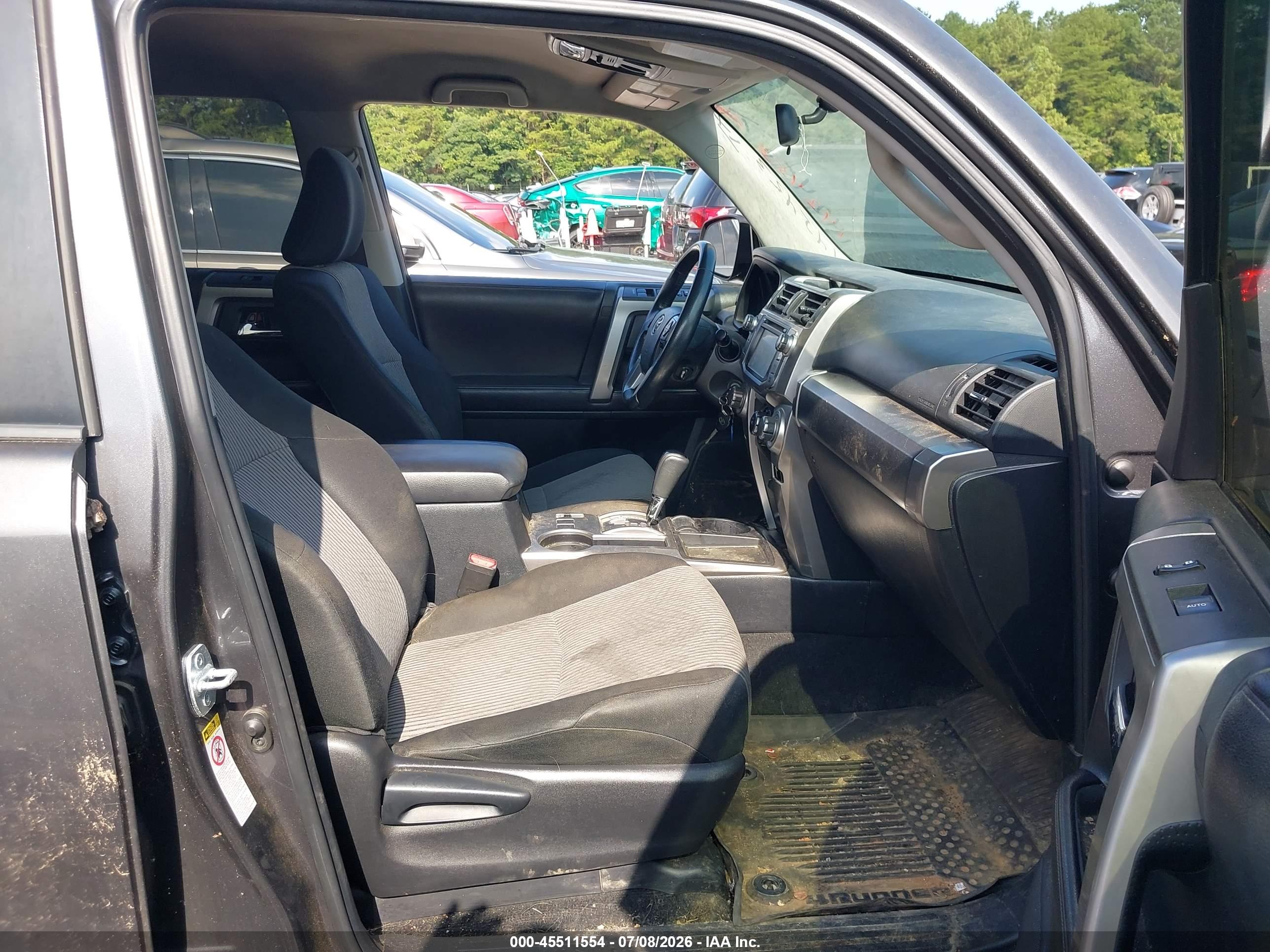 2016 TOYOTA 4RUNNER SR5