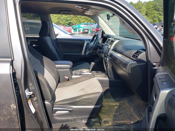 2016 TOYOTA 4RUNNER SR5
