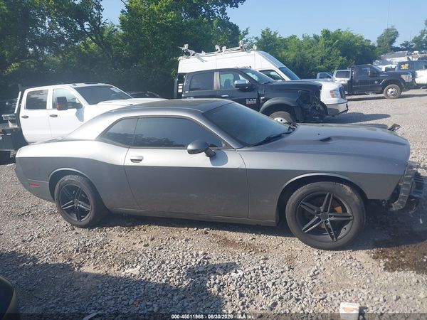 2012 DODGE CHALLENGER SXT