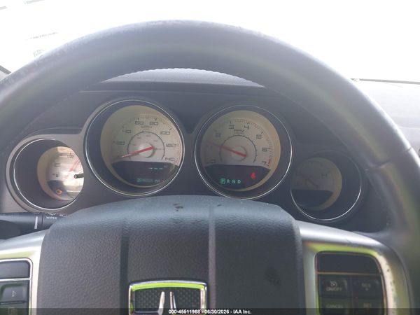 2012 DODGE CHALLENGER SXT