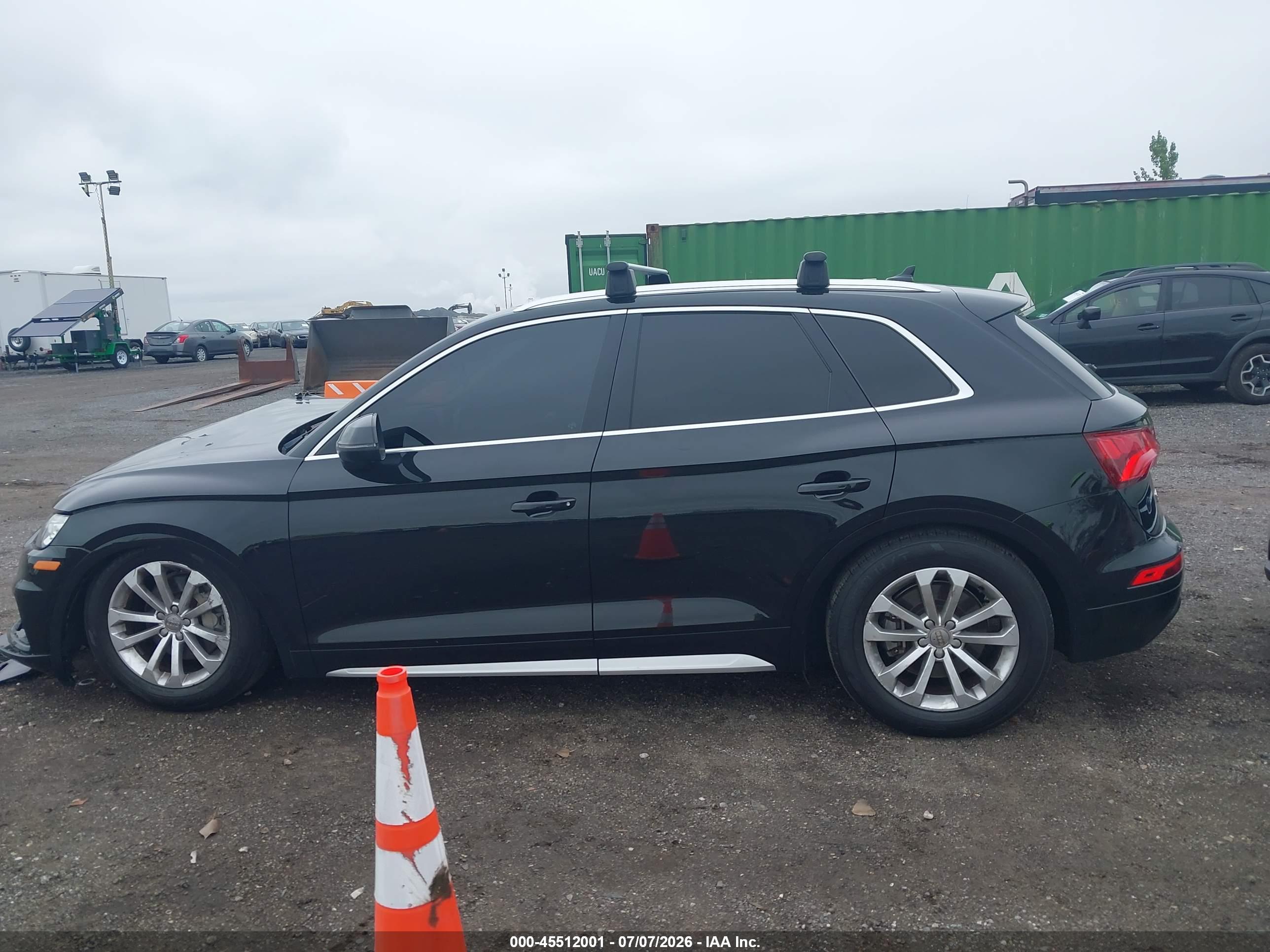 2020 AUDI Q5 quattro Premium