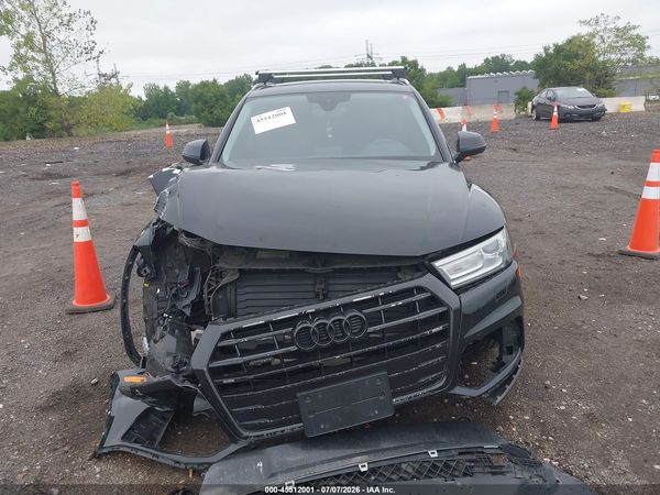 2020 AUDI Q5 quattro Premium