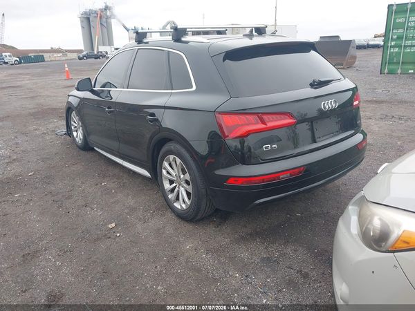 2020 AUDI Q5 quattro Premium