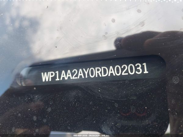 2024 PORSCHE CAYENNE