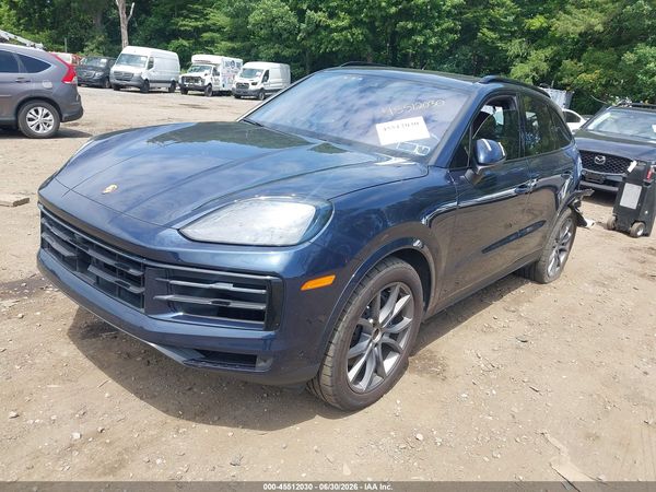 2024 PORSCHE CAYENNE