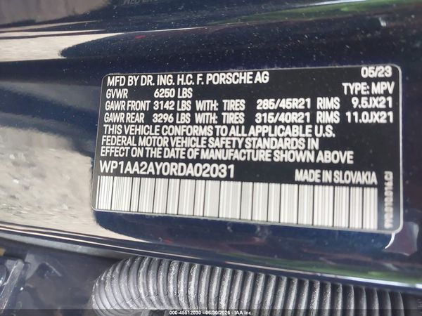 2024 PORSCHE CAYENNE