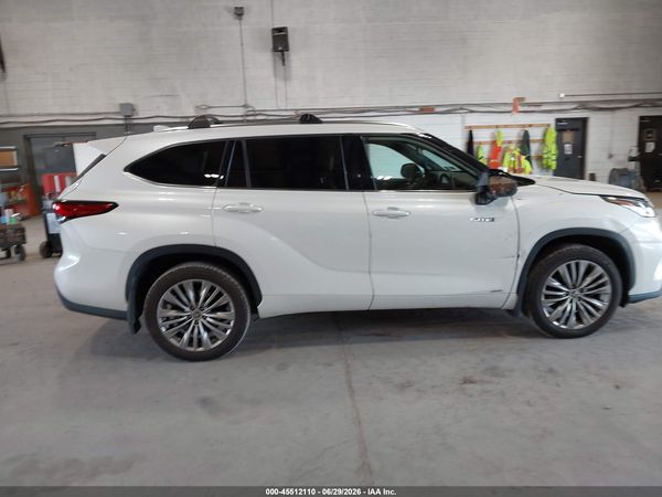 2021 TOYOTA HIGHLANDER HYBRID PLATINUM