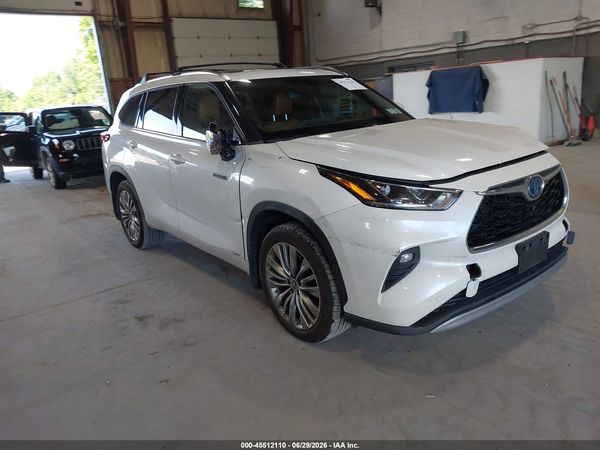 2021 TOYOTA HIGHLANDER HYBRID PLATINUM