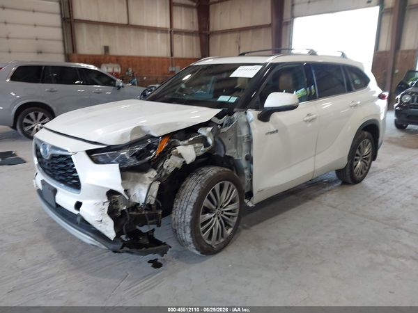 2021 TOYOTA HIGHLANDER HYBRID PLATINUM