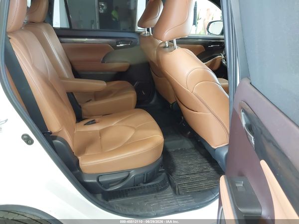 2021 TOYOTA HIGHLANDER HYBRID PLATINUM