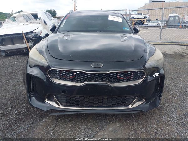 2018 KIA STINGER GT1