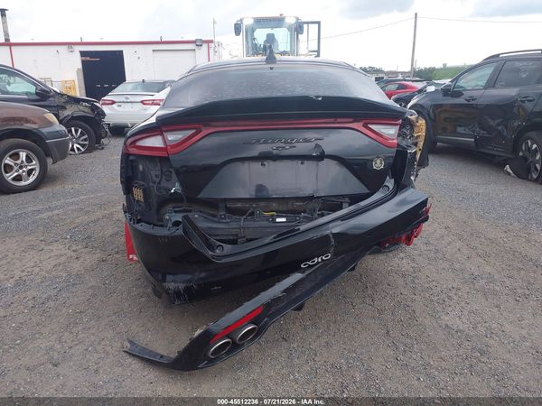 2018 KIA STINGER GT1
